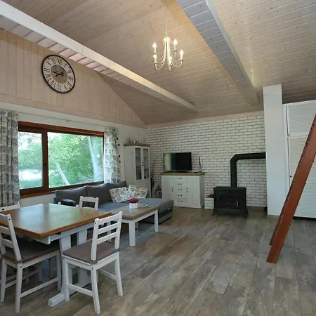 Kaszuby To Tu Holiday home Parchowo